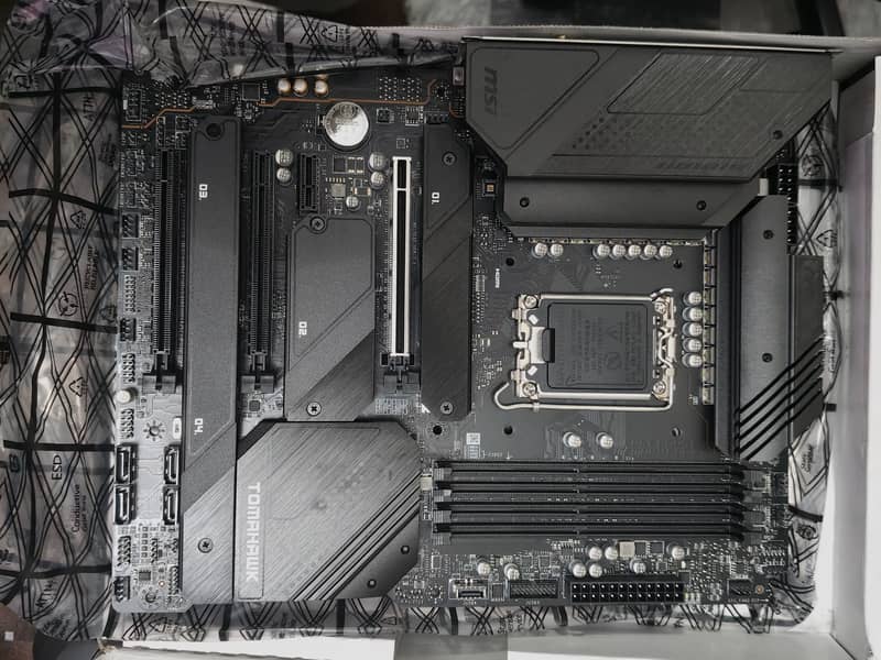 High-End Gaming PC Components 7