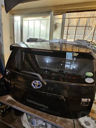 Toyota Aqua Trunk Diggi Full Pearl Black 2011 to 2019