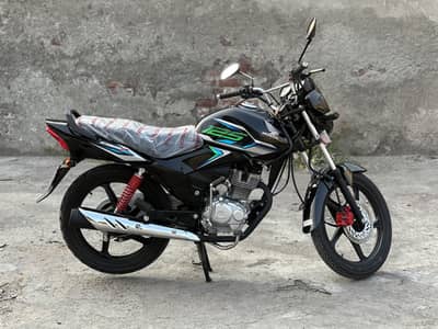 CB 125 F