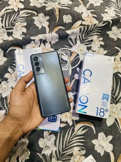 Tecno Camon 18 pro 8+8/128 total genuine, with original box and chrger