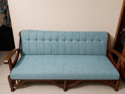 5 seater sofa set. (03042151288)