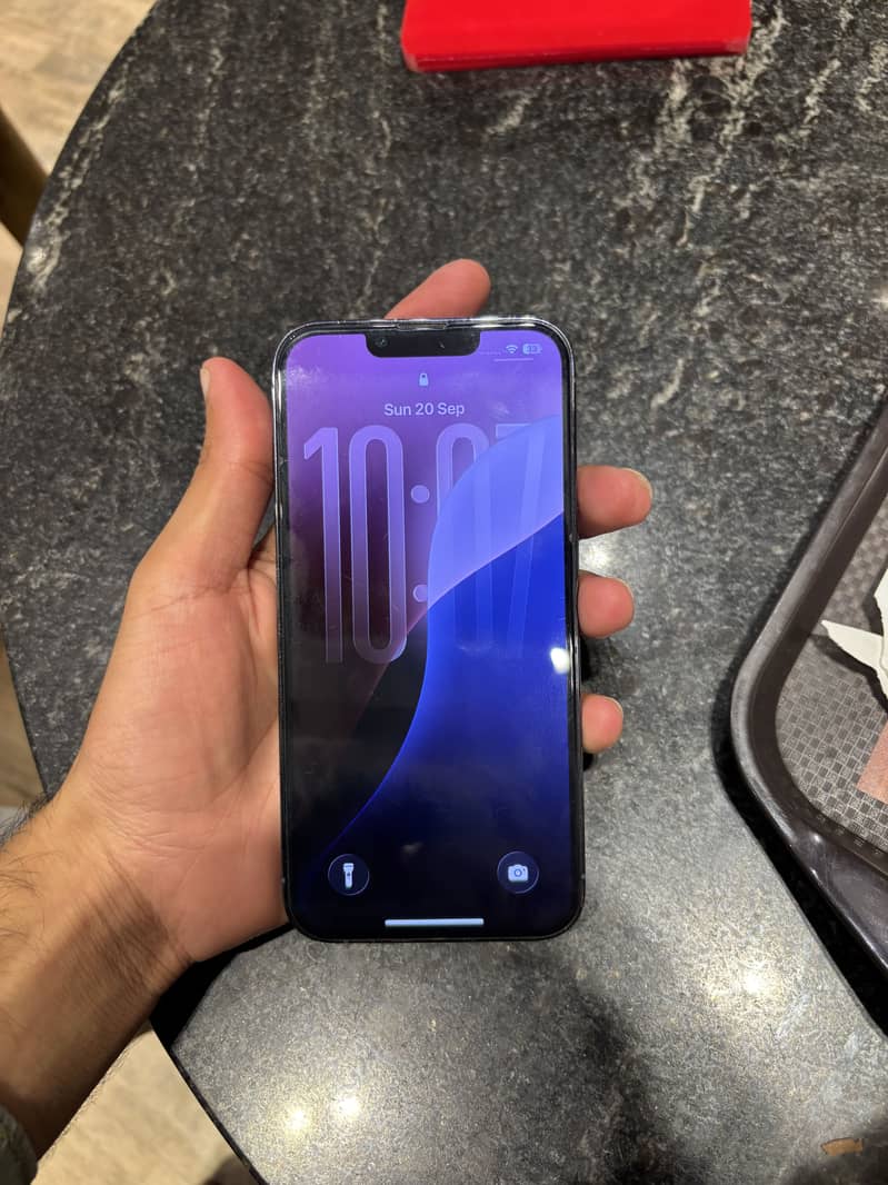 Apple iPhone 13 Pro 1