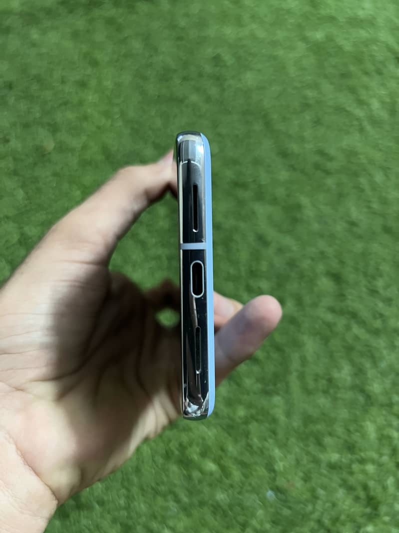 Google Pixel 8 Pro 2