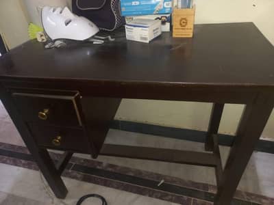wooden office table