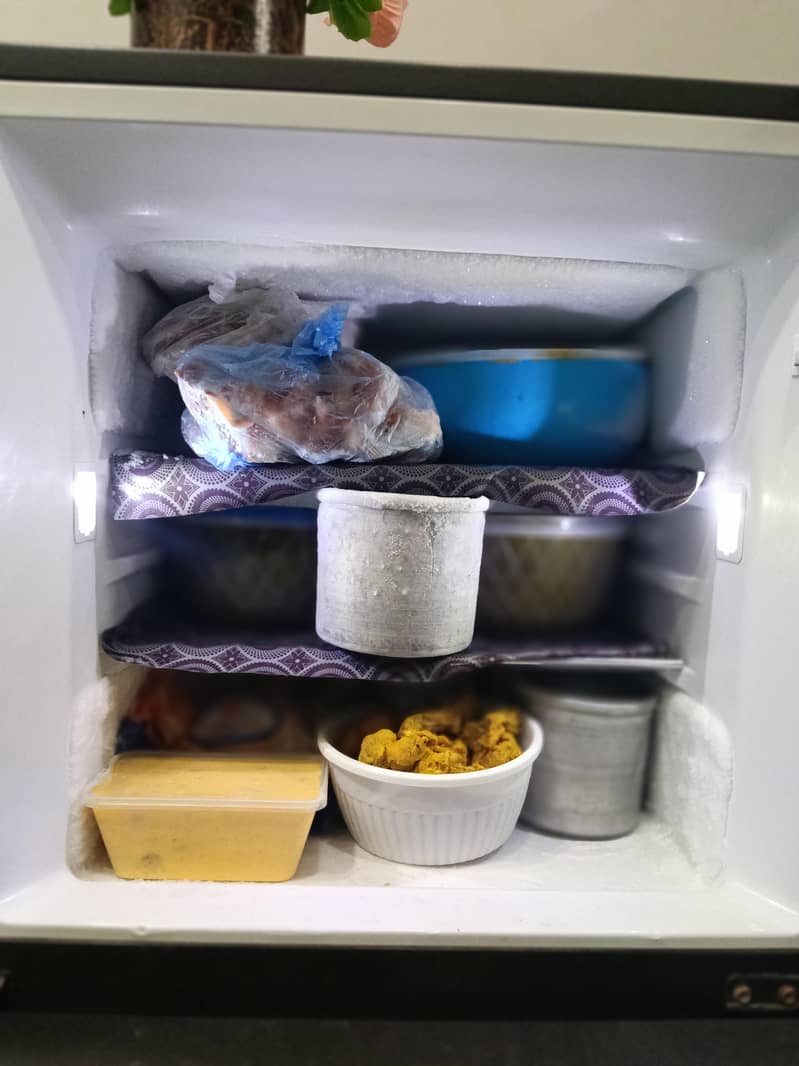 Refrigerator 4