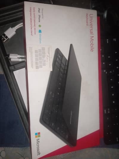 Universal for Mobile, Laptop, Computer