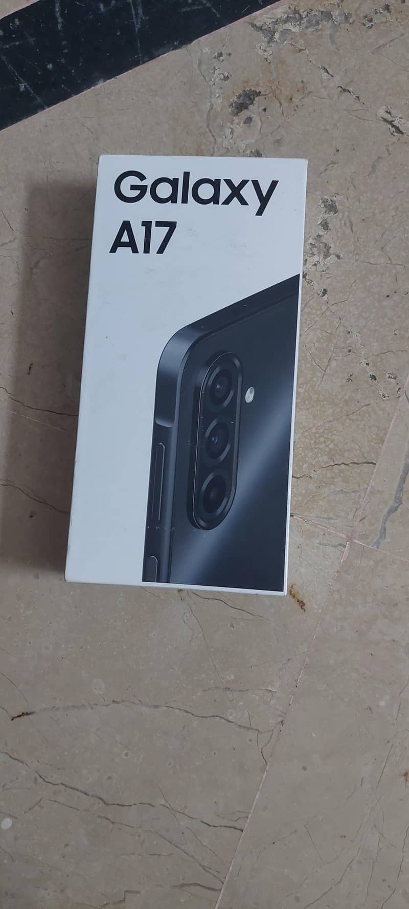 A17 8/256 5