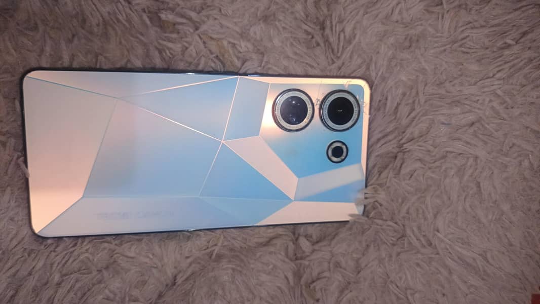 TECNO CAMON 20 0
