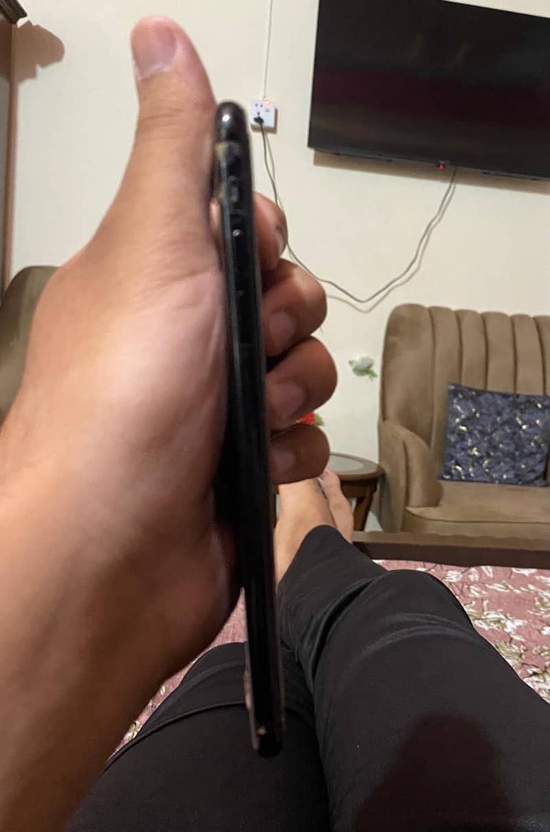Apple iPhone 7+ 1