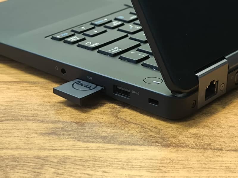 PROFESSIONAL BUSINESS DELL LAPTOP | Lapton Branded 5