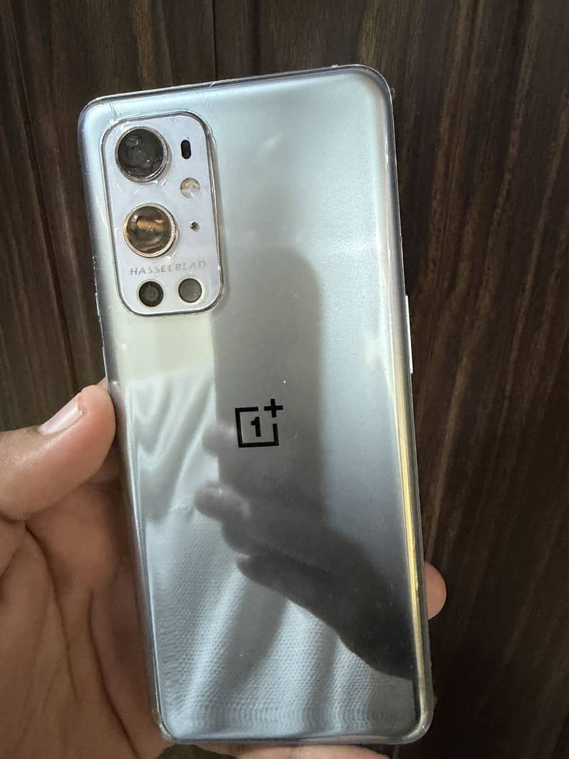 One Plus 9 Pro 0