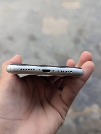 Apple iPhone 11 wathsap num 03472886706