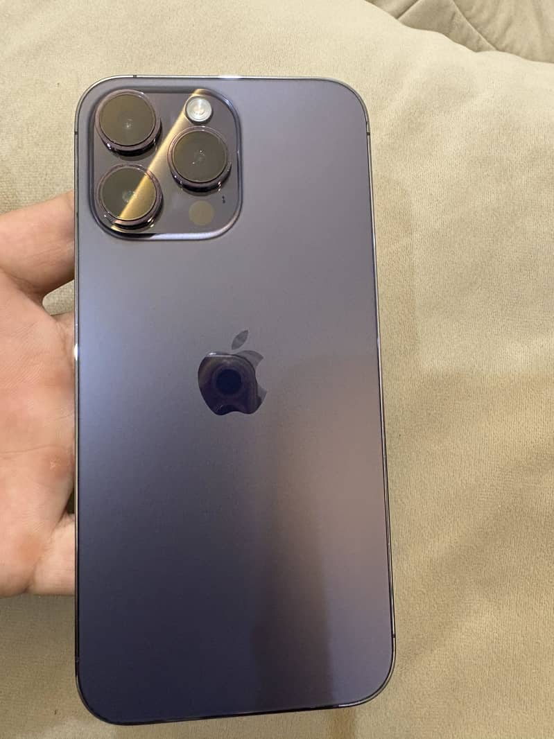 Iphone 14pro max 1