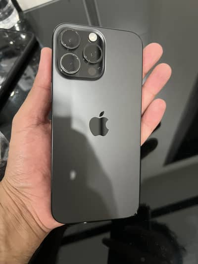 Apple iPhone 16 Pro Max