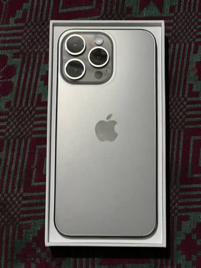 Apple iPhone 15 Pro Max