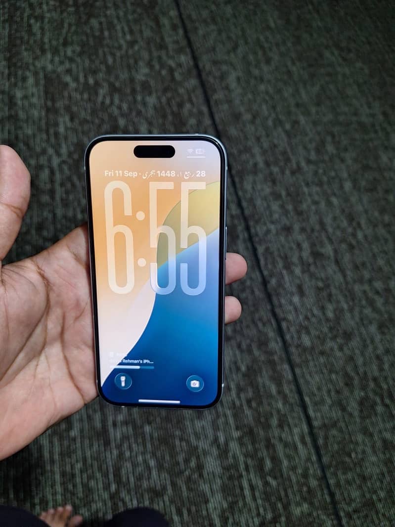 Apple iPhone 15 3