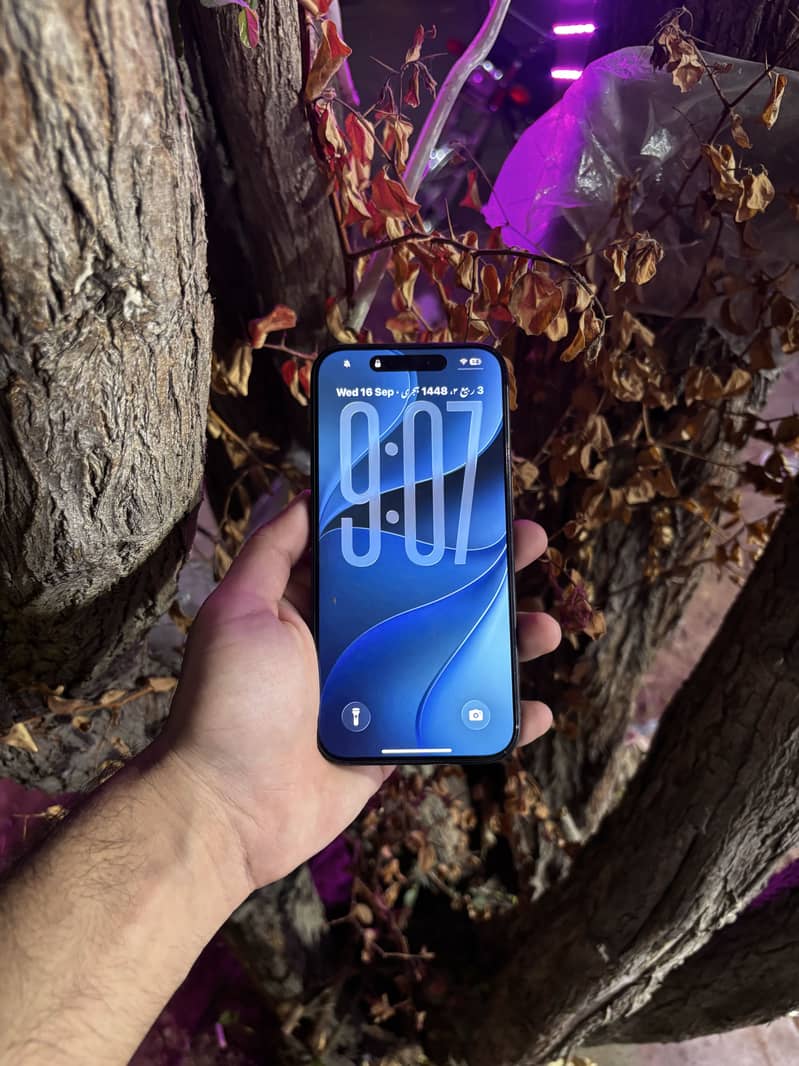 Apple iPhone 15 Pro 1