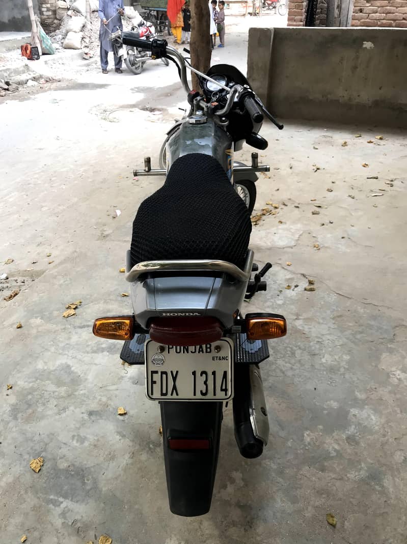 condition like New 0