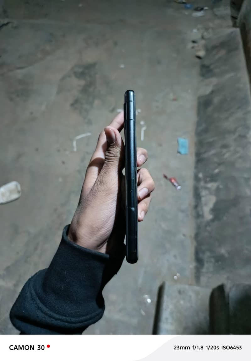 Google Pixel 7a 2