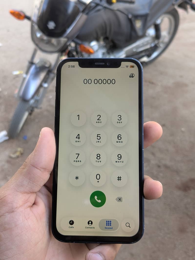 Apple iPhone 12 5