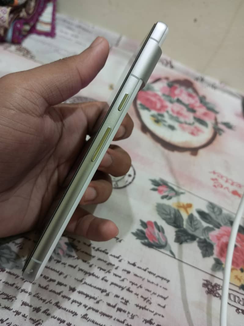 Google Pixel 7 2