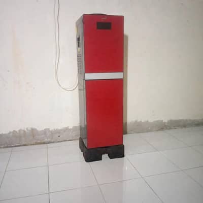 water dispenser new condition