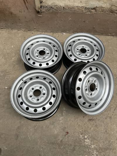 Hiroof 1kz 15 inches Rims brand new 5 Star
