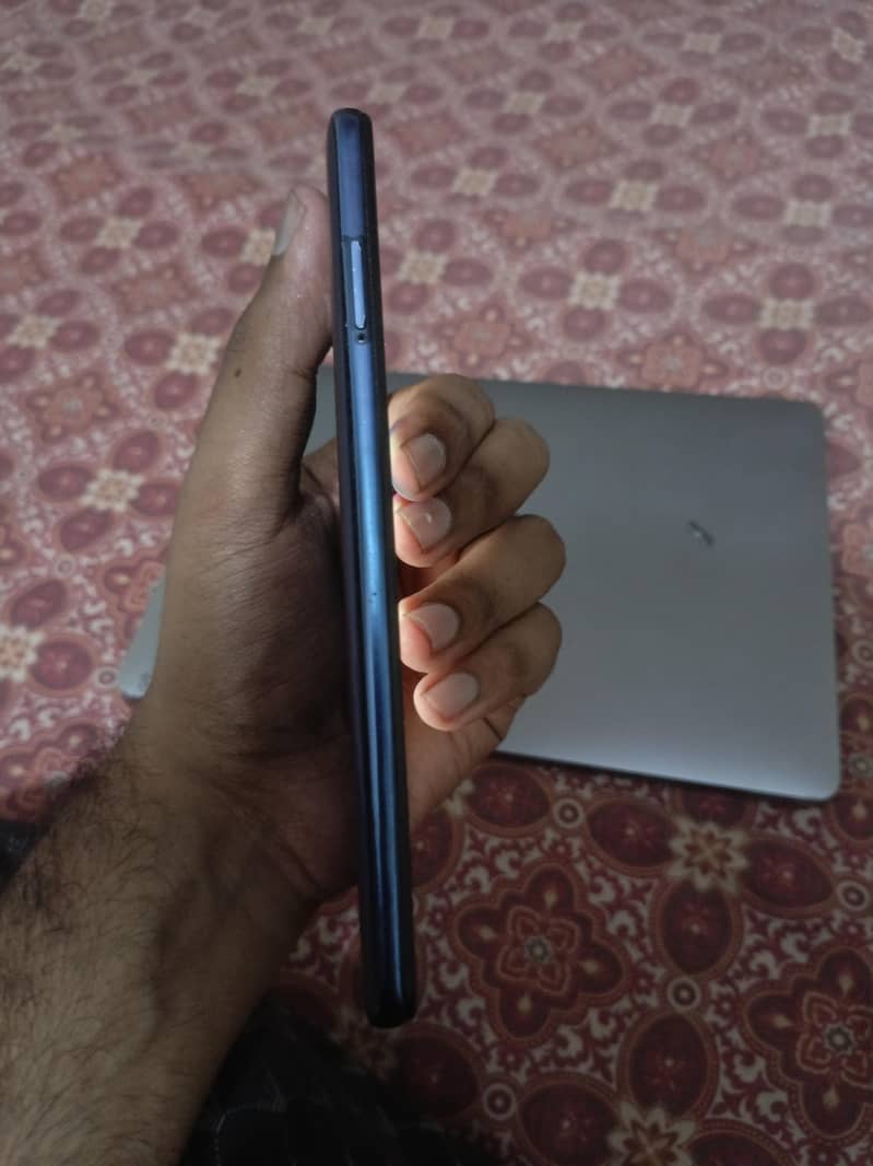 Xiaomi Redmi Note 9S 9