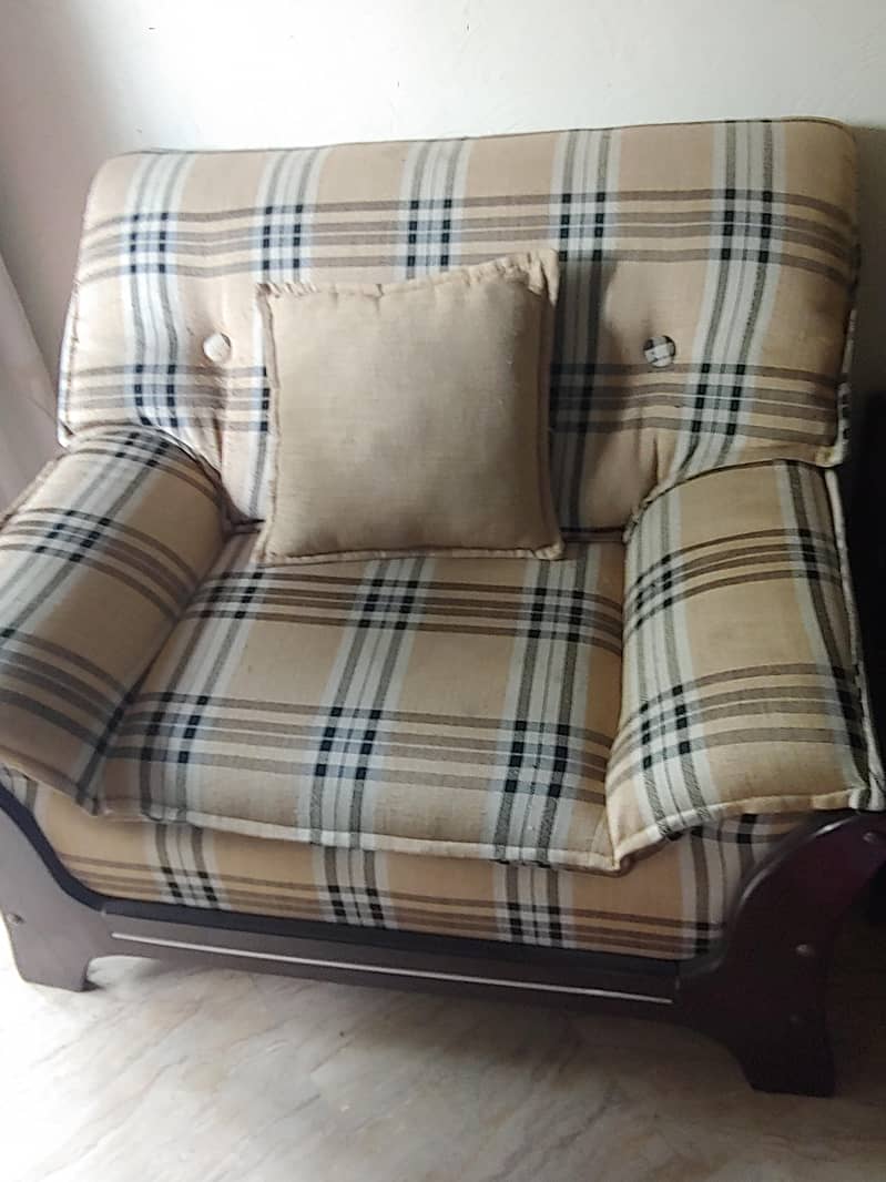 2 sofa sets 11