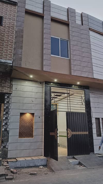 2.5 marla house for sell at Shahbaz town jhang road Faisalabad