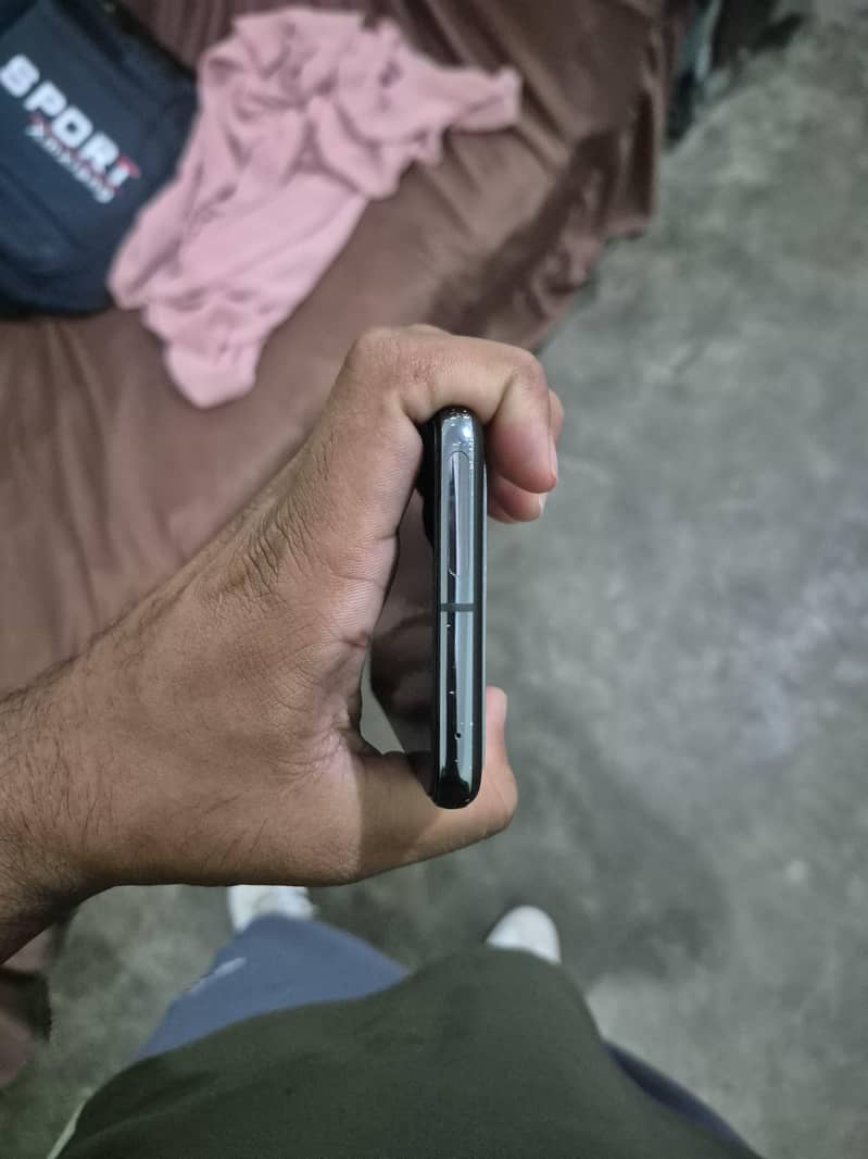 Google Pixel 8 pro 6