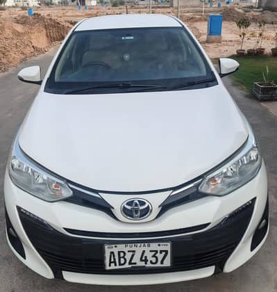 Toyota Yaris automatic transmission 1.5 full option bumper to bumper