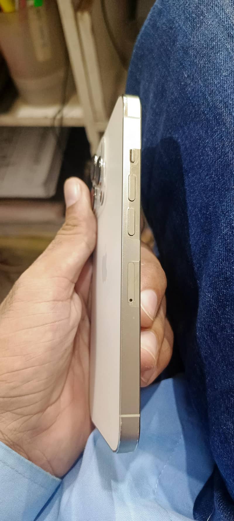 Apple iPhone 13 Pro 1