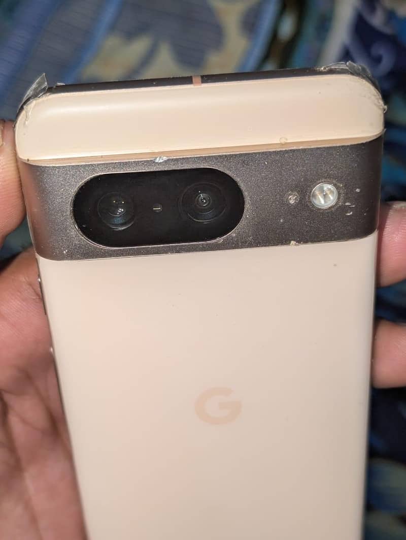 Google Pixel 8 3