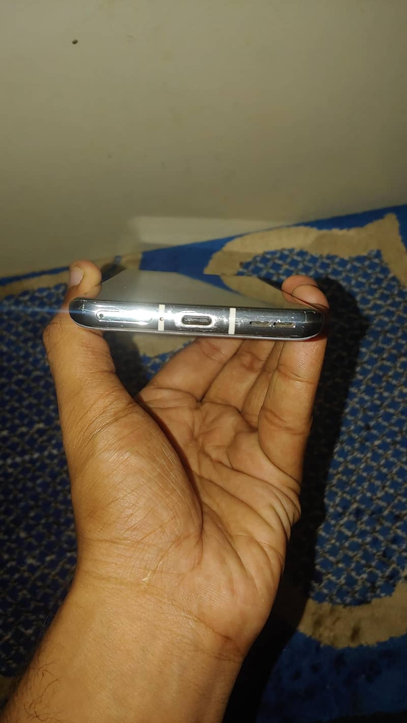 One Plus 9 Pro 6