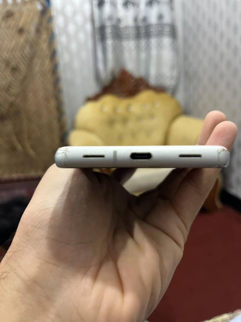 Google Pixel 7a 2