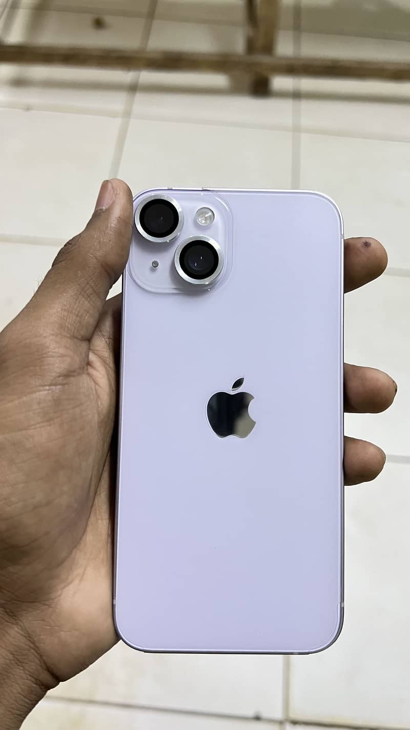 Apple iPhone 14 4