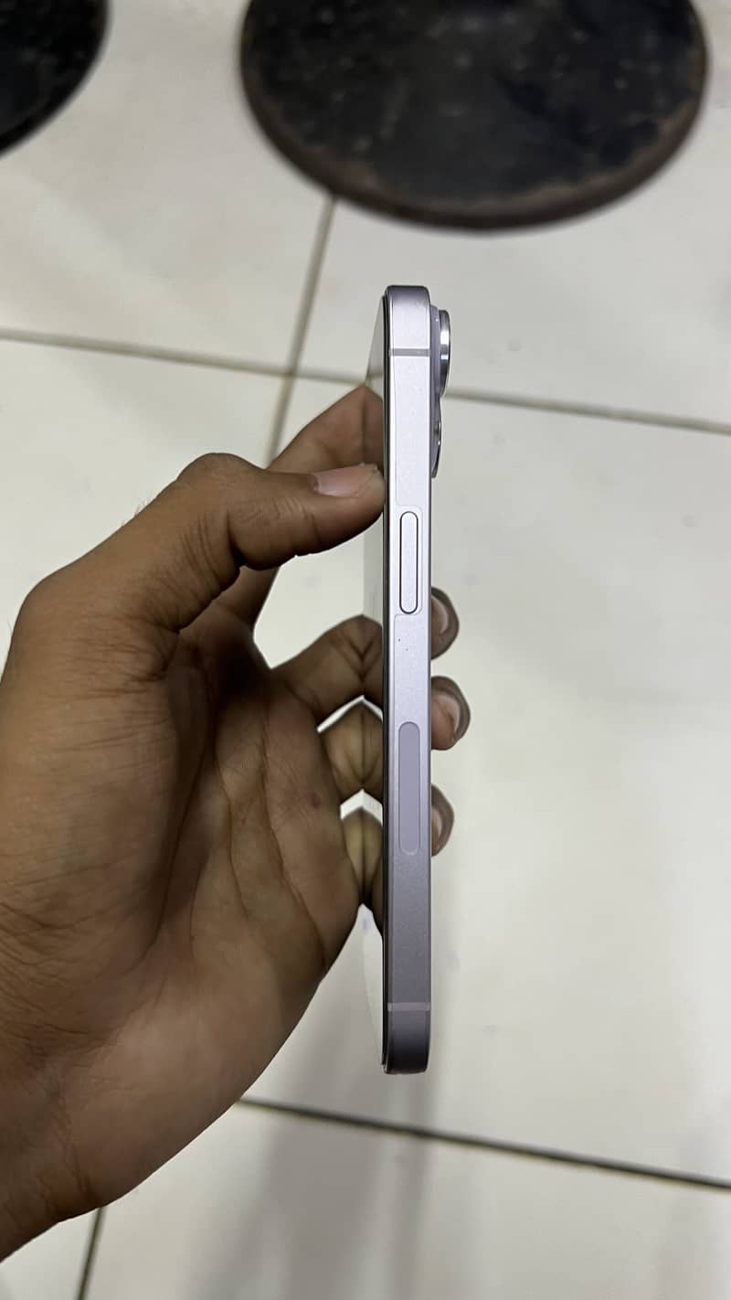 Apple iPhone 14 10