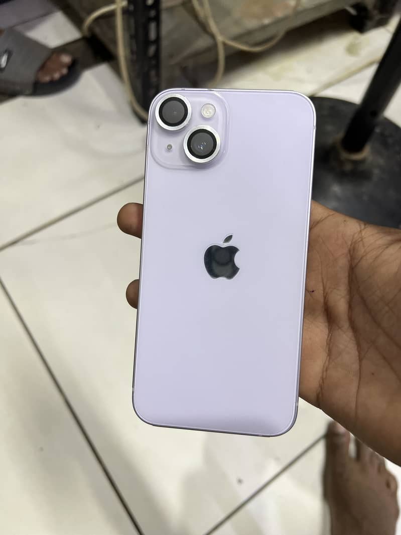 Apple iPhone 14 11