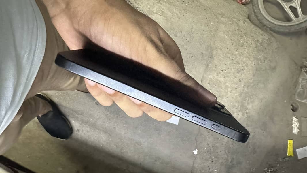Apple iPhone 15 Pro Max 1