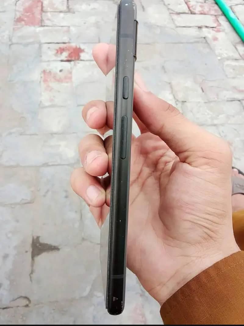 Google Pixel 6a 3