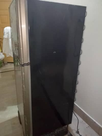 fridge small size waves company