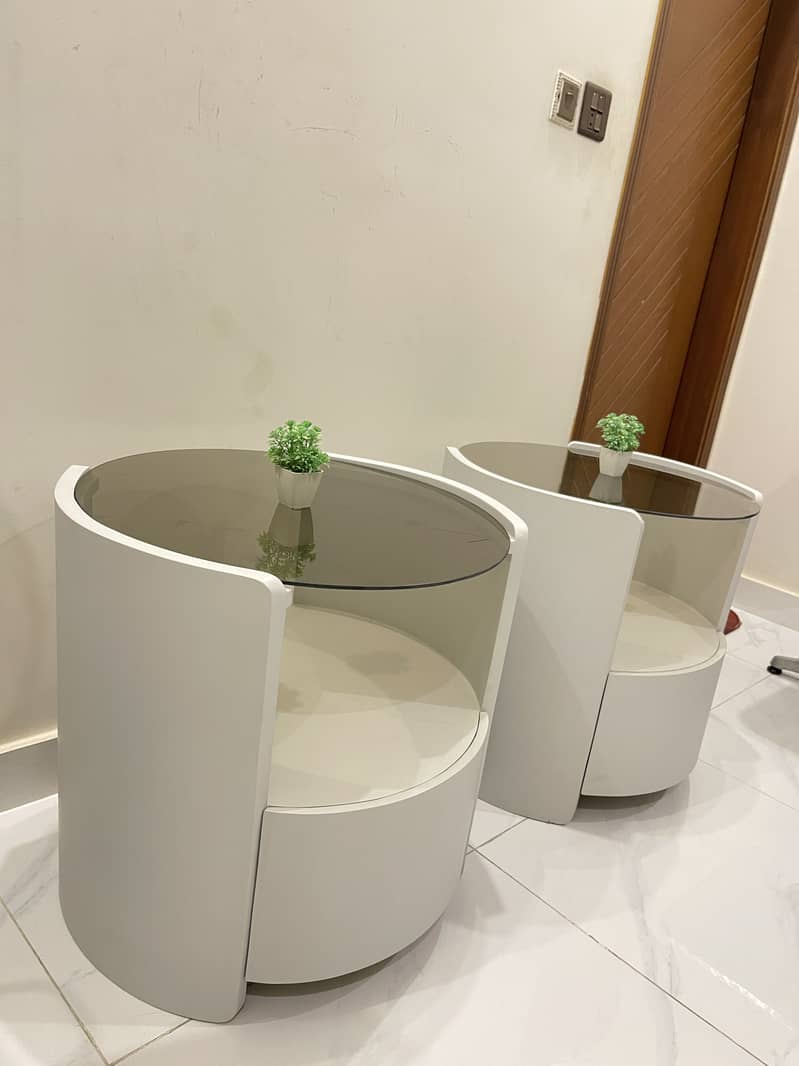 Modern round side table pair 3