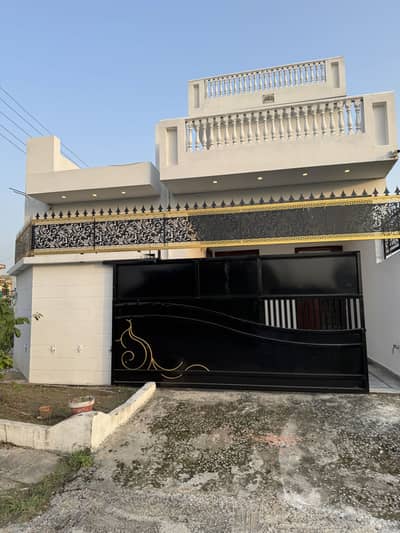 With Basement Luxury Owner Built House for Sale | Premium Block | Near Arcade Mall & Main Market | Fully Developed Area with All Facilities | Investor Price | Urgent Sale