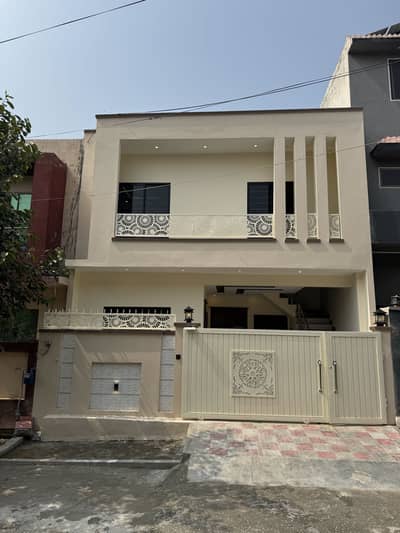 Luxury Owner Built House for Sale | Premium Block | Near Arcade Mall & Main Market | Fully Developed Area with All Facilities | Investor Price | Urgent Sale