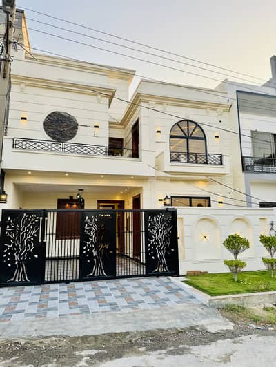 Owner Built 7 Marla Luxury House | Premium Block | Near Main Market | Investor Rate | Emergency Sale