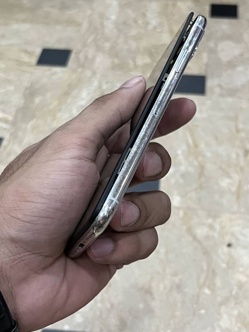 Apple iPhone X 7
