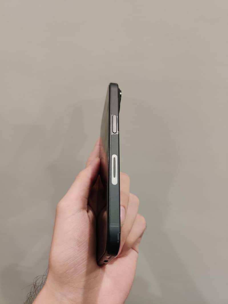 Apple iPhone 15 5