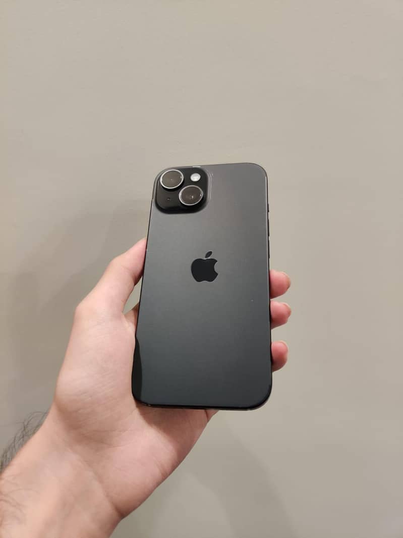 Apple iPhone 15 8