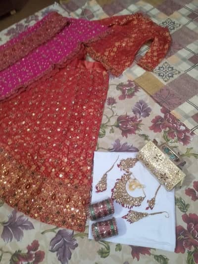 bridal dress with complete jewelry and accessories
